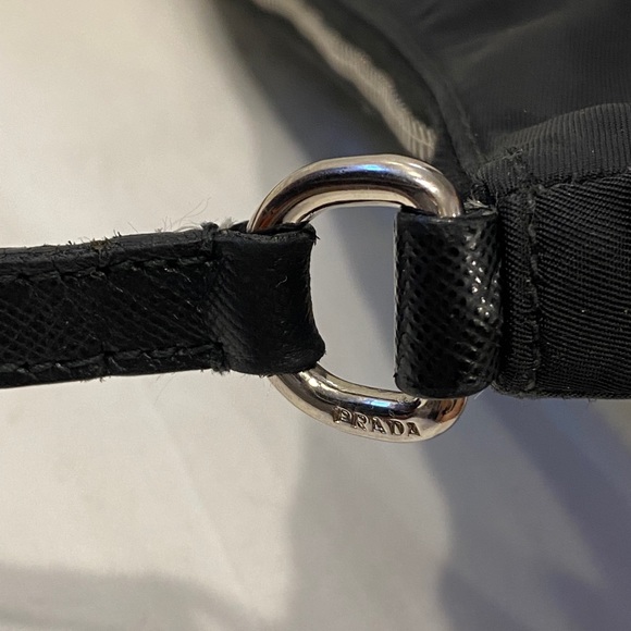 🛍SOLD🛍 🖤Prada🖤 Nylon Bag - Picture 11 of 13